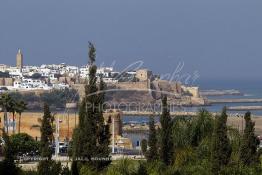 Image du Maroc Professionnelle de  La kasbah des Oudaïas de Rabat est une magnifique petite forteresse surplombant l'embouchure du fleuve Bouregreg érigée par les Almoravides pour lutter contre les tribus Berghouatas, elle séduit par sa quiétude et sa lumière.  Jeudi 20 Octobre 2011. (Photo / Abdeljalil Bounhar) 